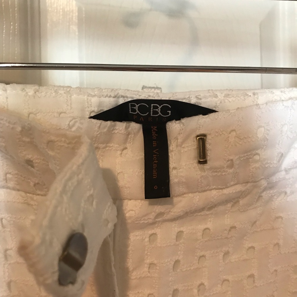 BCBG white pants - Picture 2 of 2
